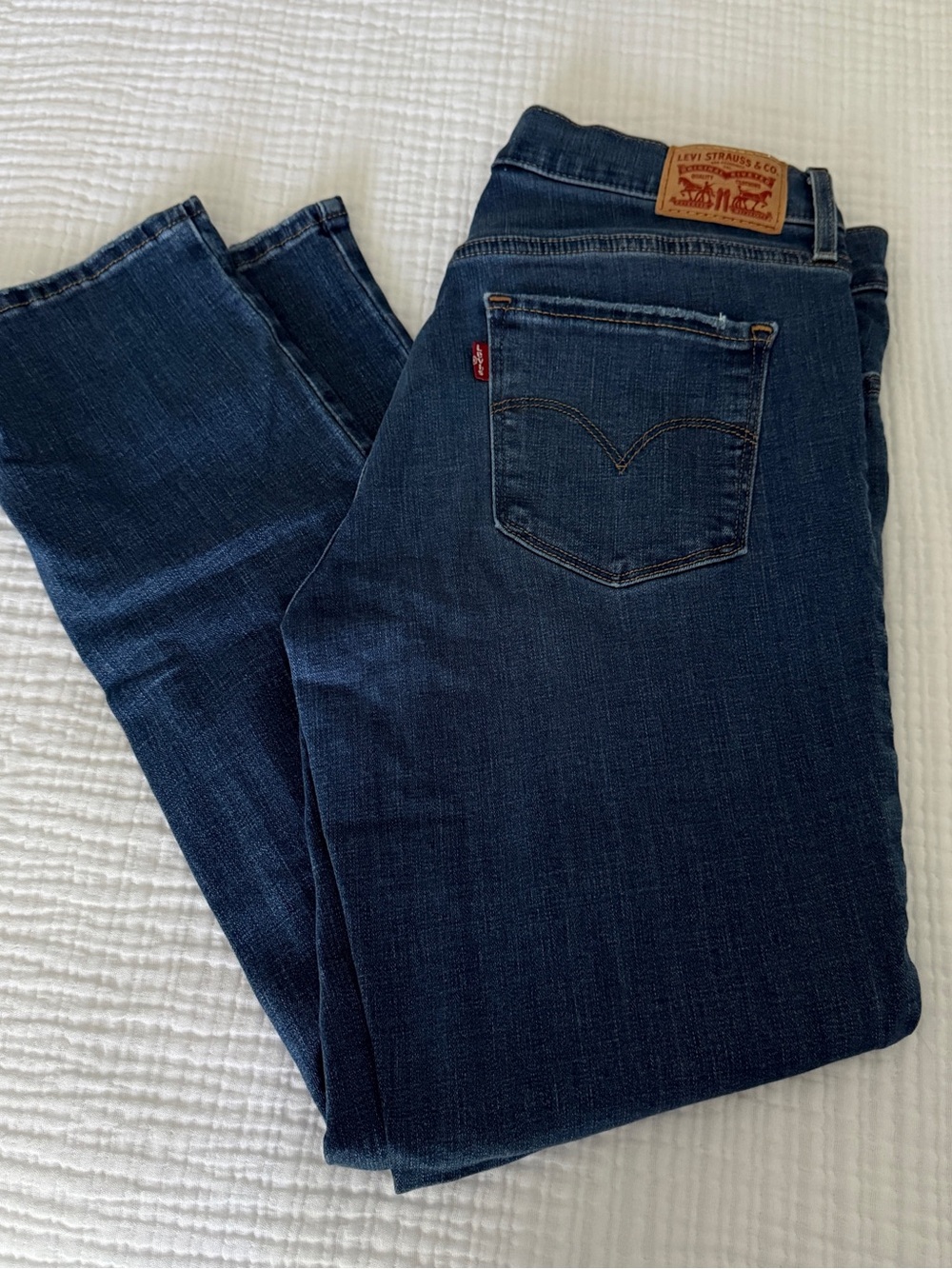 Levi's Dark Blue Women's Jeans